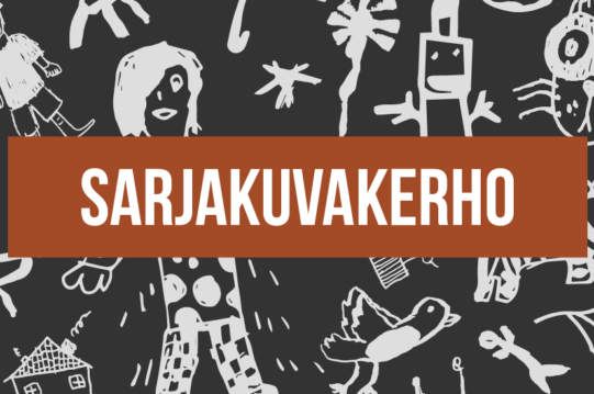 Mustalla taustalla vaaleanharmaita kuvataidekoululaisten tekemiä piirustuksia, keskellä punainen väripalkki jossa valkoinen teksti sarjakuvakerho